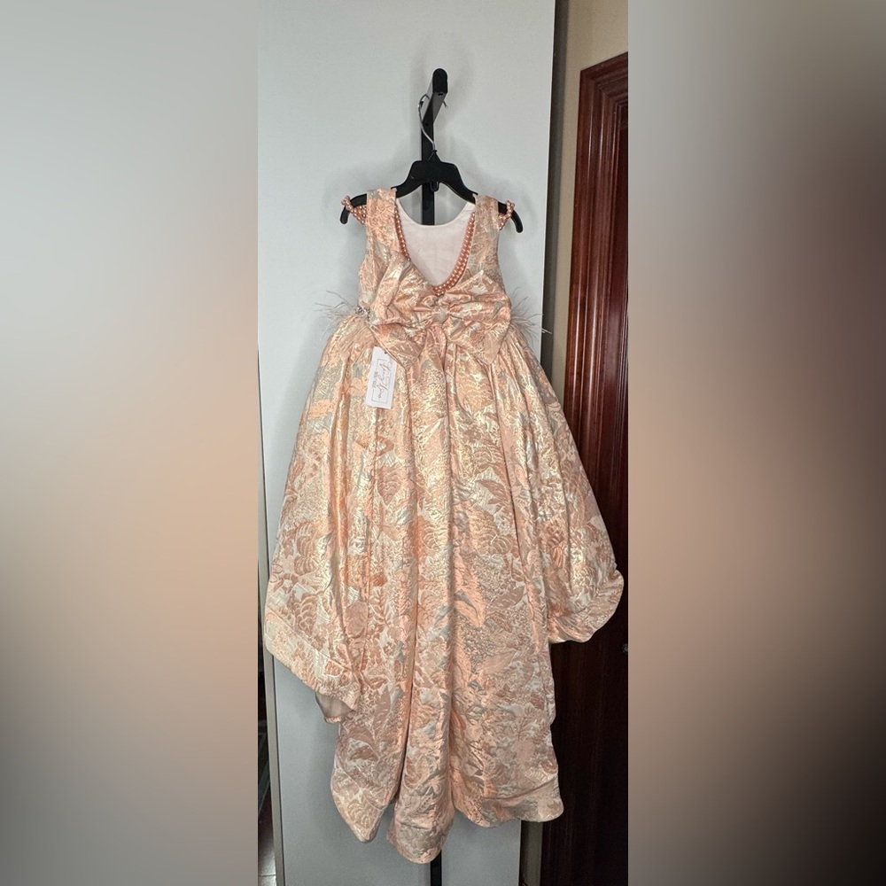Handmade Elegant Peach Floral High-Low Dress - Picture 4 of 5
